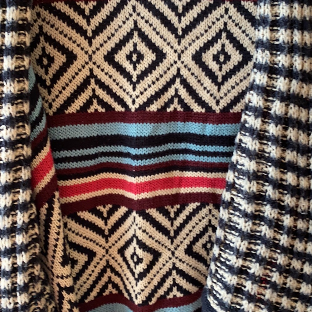 American Rag Sweater - Picture 5 of 8